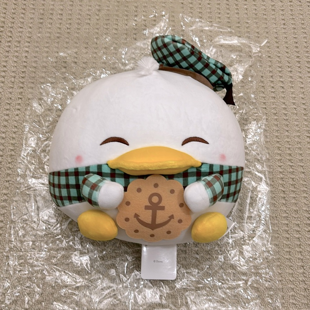 Tsum Tsum Disney Duck (NWT)